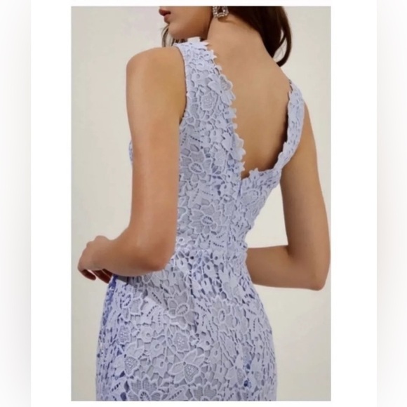 ASTR the Label Lace V Neck Midi Dress Baby Blue - Picture 4 of 12